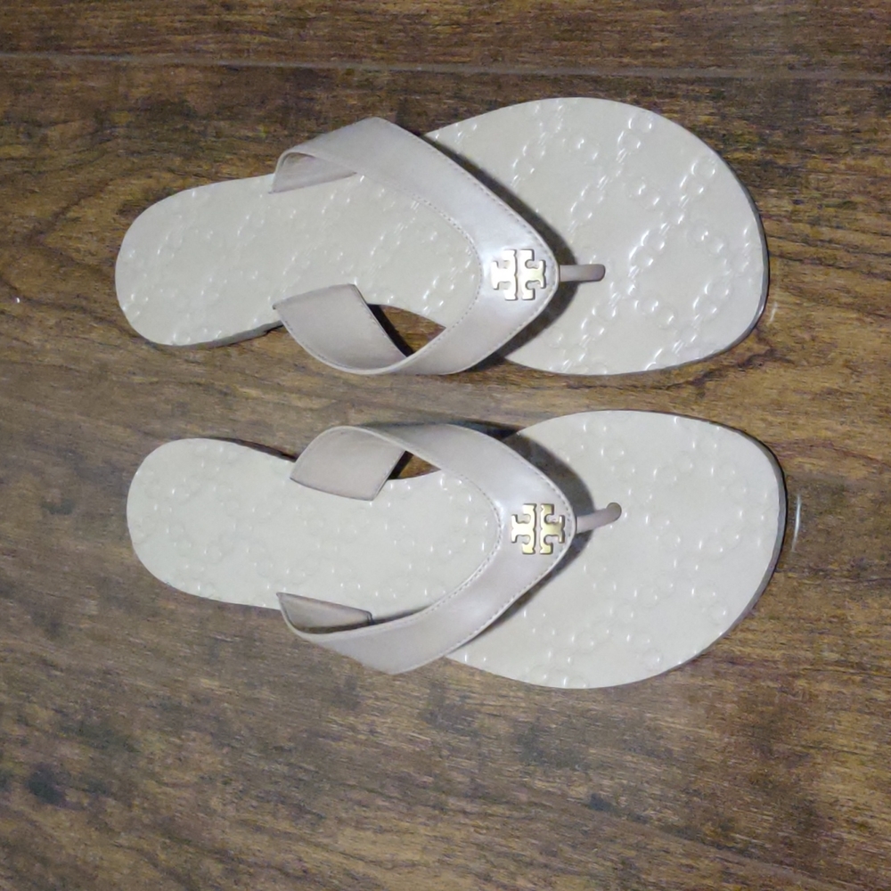Tory Burch Miller flats